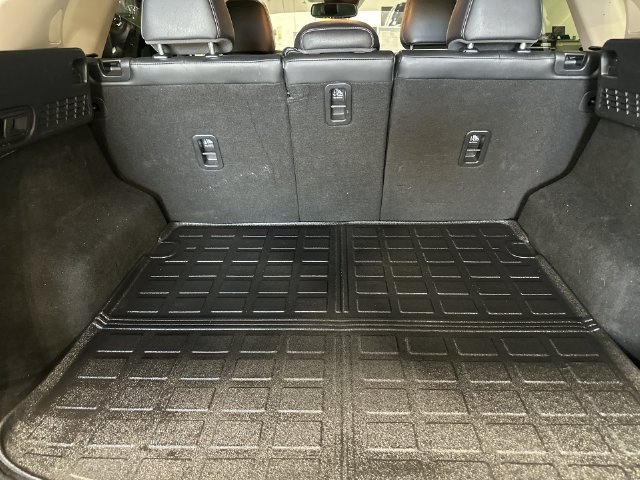 Certified Used 2023 Gray Mazda 2.5 S Carbon Edition image 26
