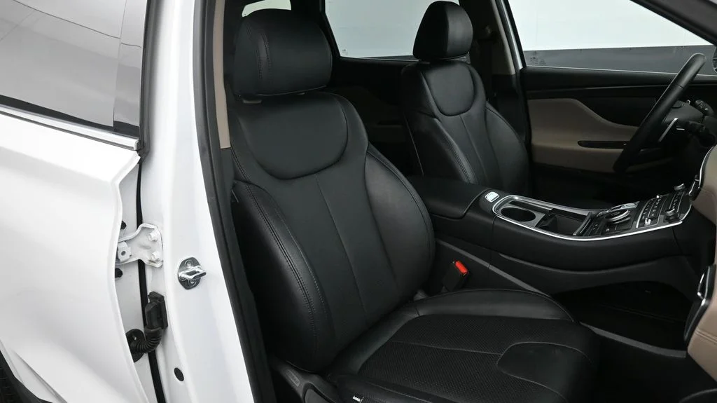 Certified Used 2023 White Hyundai SEL image 17