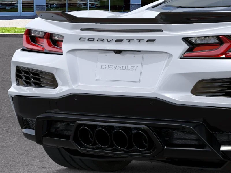 2027 Chevrolet Corvette 2LT - Photo 14