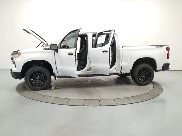 Used 2024 Summit White Chevrolet LT Trail Boss image 12