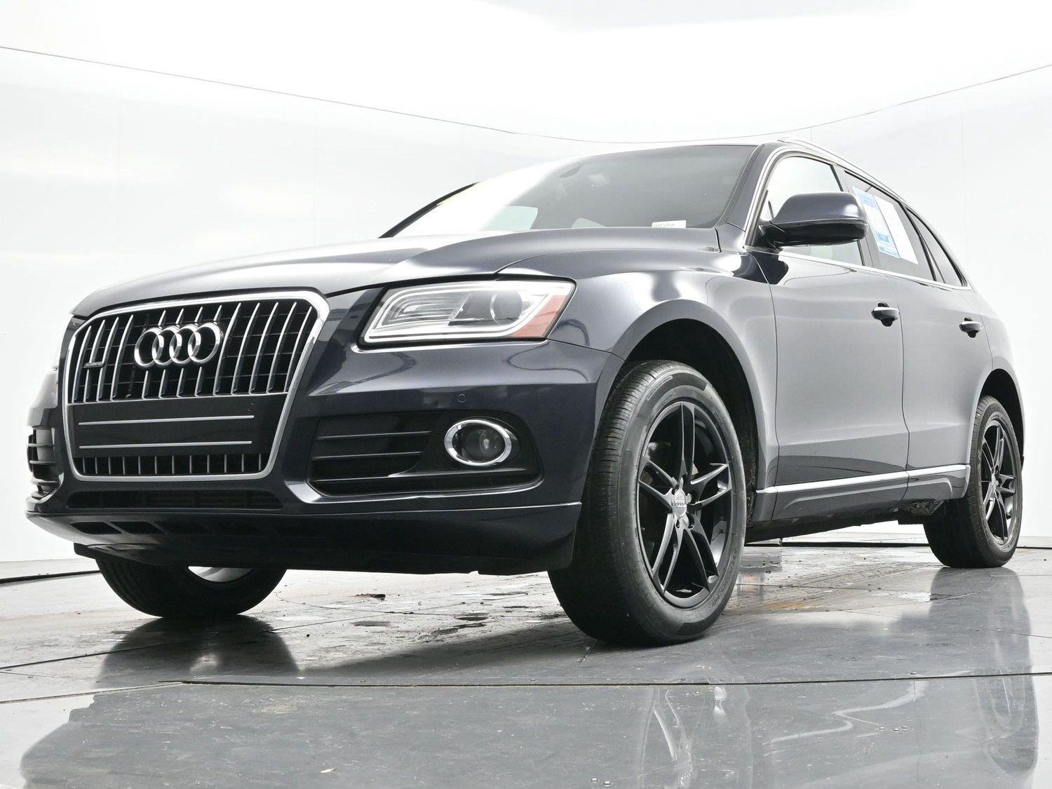 Used 2017 Moonlight Blue Metallic Audi Premium Plus image 39