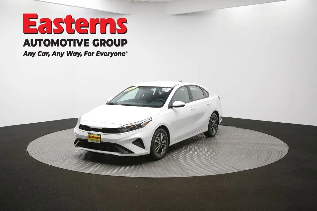 Used 2023 White Kia LXS image 54