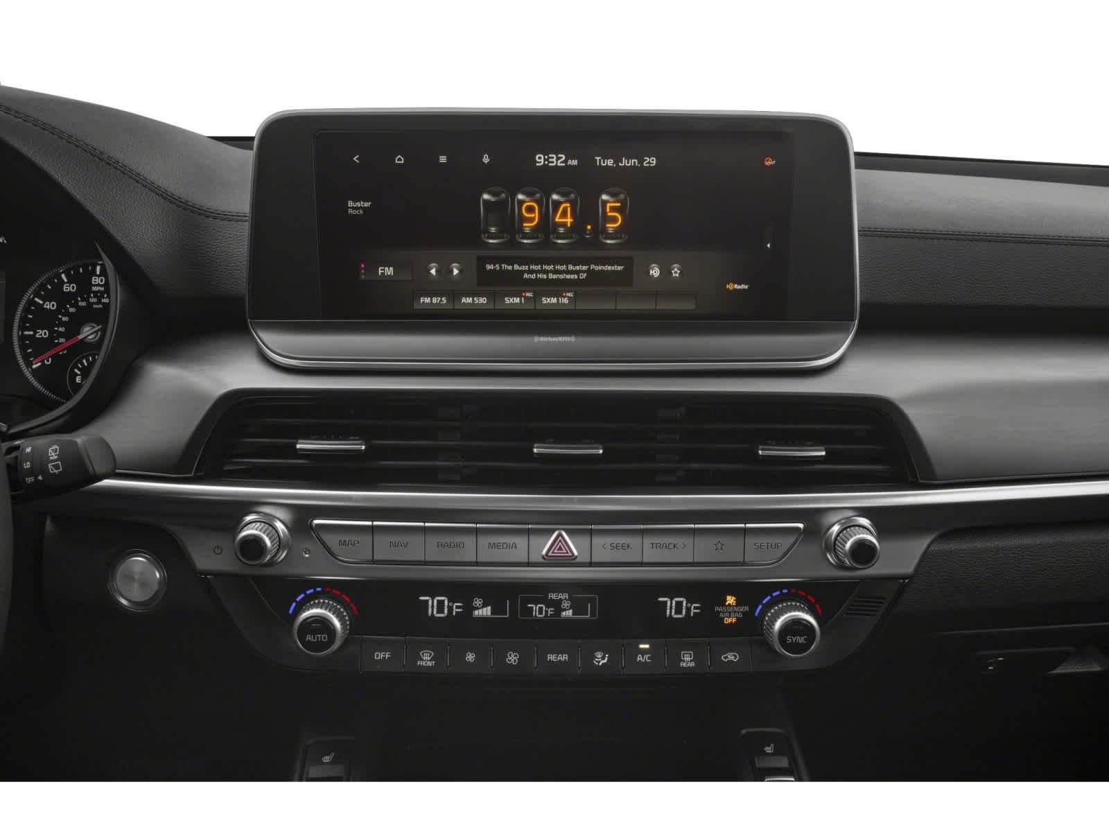 Used 2022 Dark Moss Kia S image 7