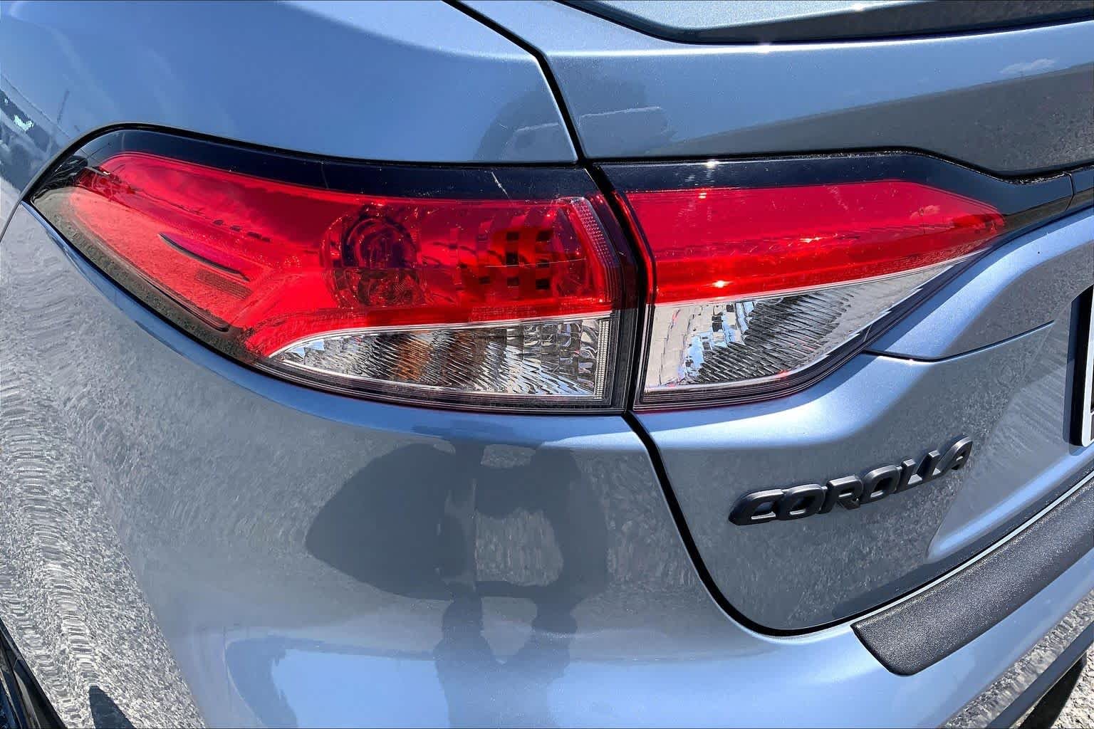 Used 2023 Celestite Toyota SE image 28
