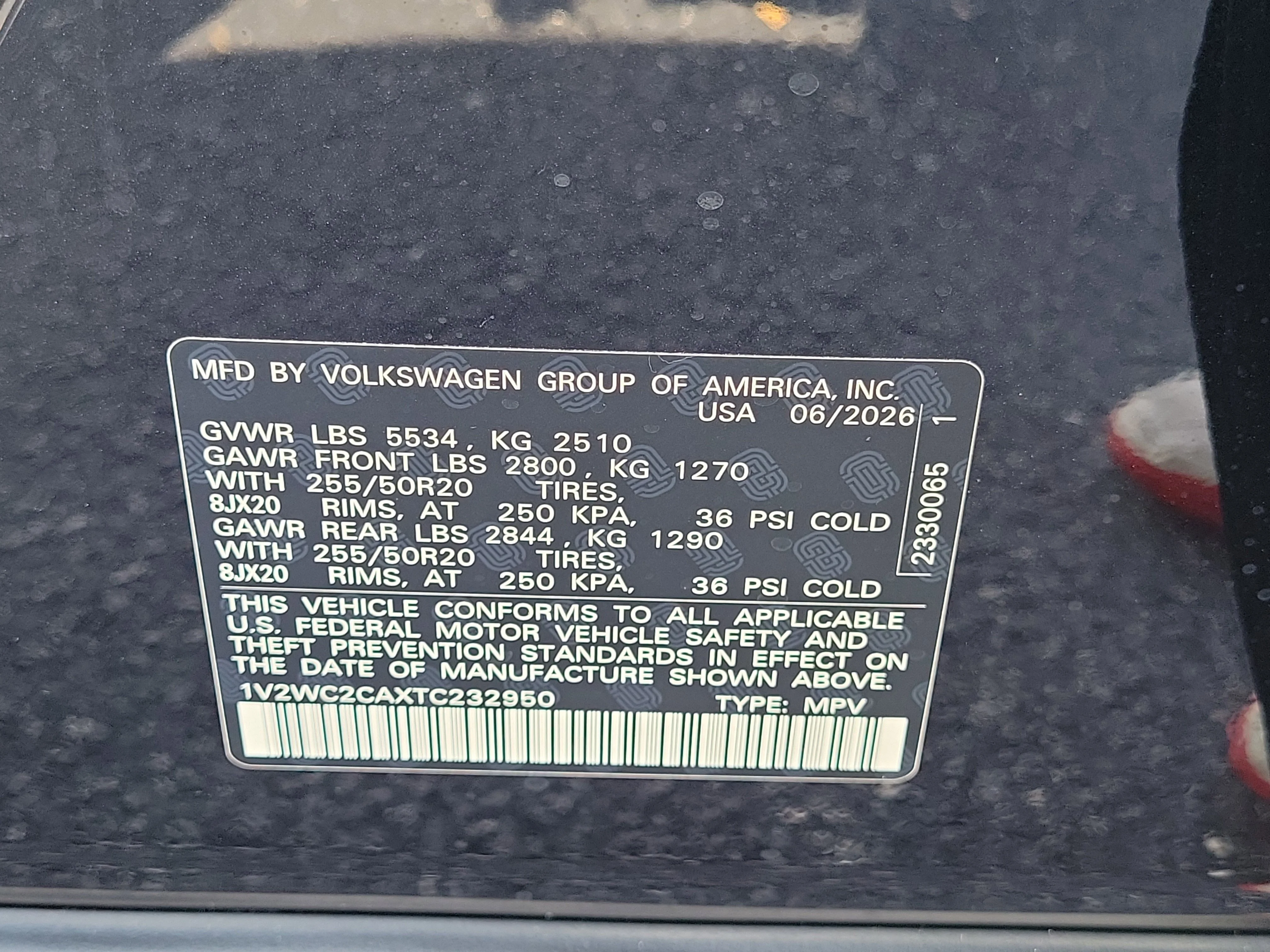 New 2026 Black Volkswagen SE w/Technology image 31