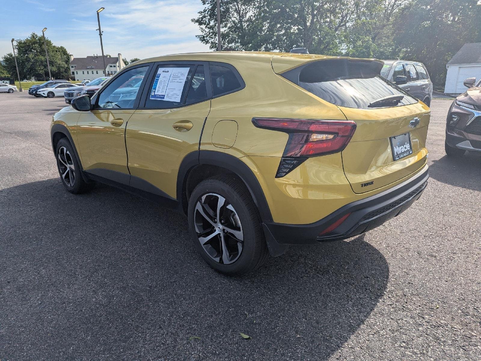 Used 2024 Nitro Yellow Metallic Chevrolet 1RS image 6
