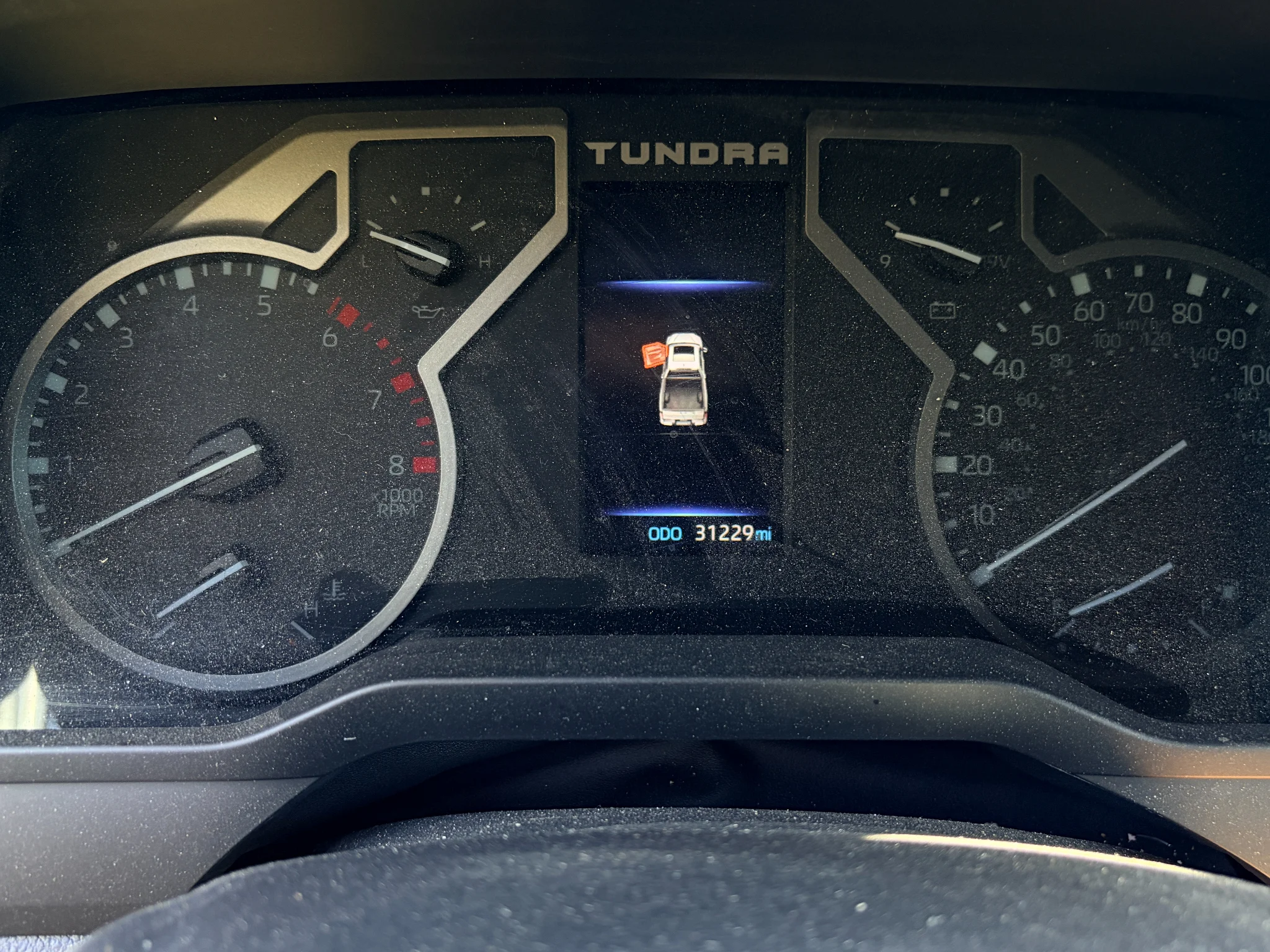 Used 2025 Ice Cap Toyota SR5 image 10