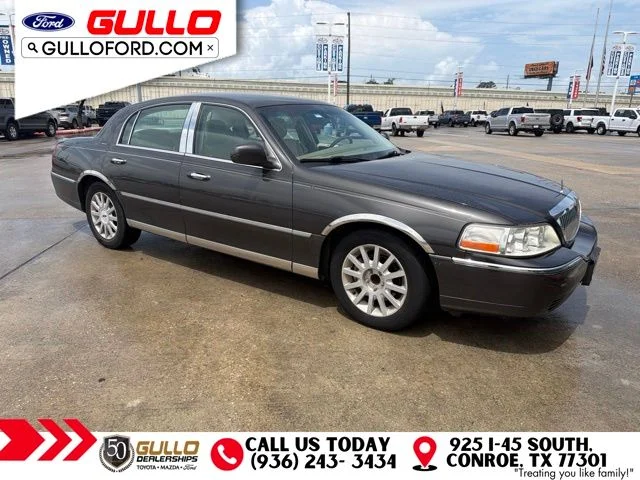 Used 2007 Lincoln Town Car Signature with VIN 1LNHM81V97Y605979 for sale in Conroe, TX
