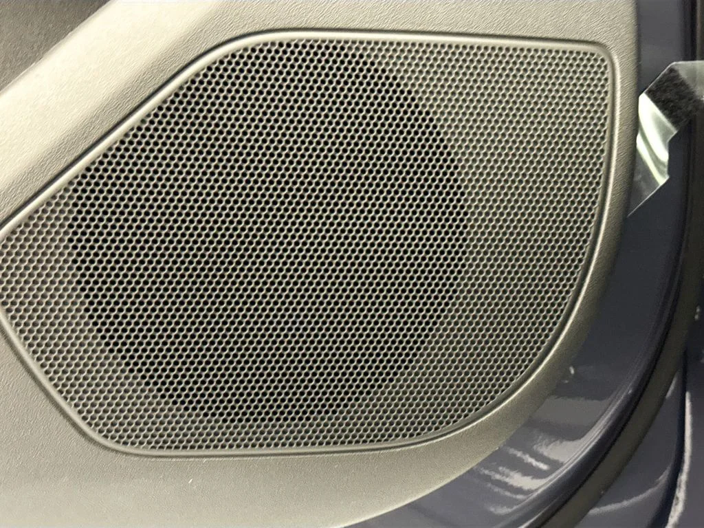 New 2026 Varesine Blue Land Rover Belgravia Edition image 19