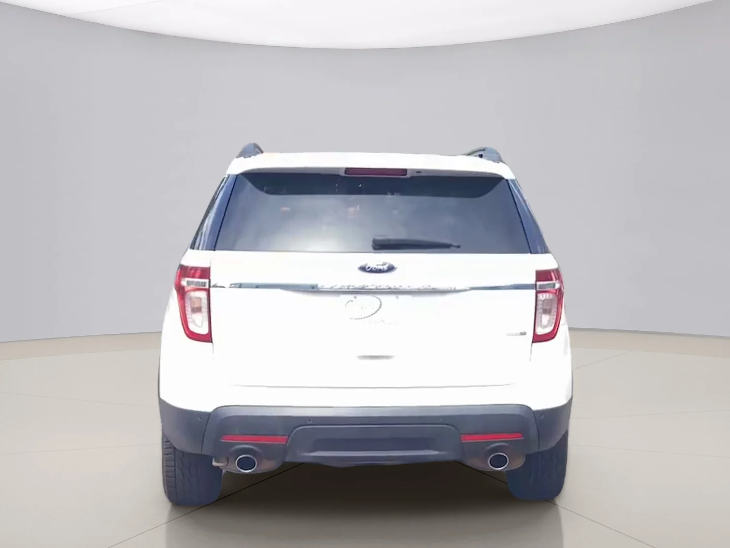Used 2014 White Ford BASE 4WD image 4