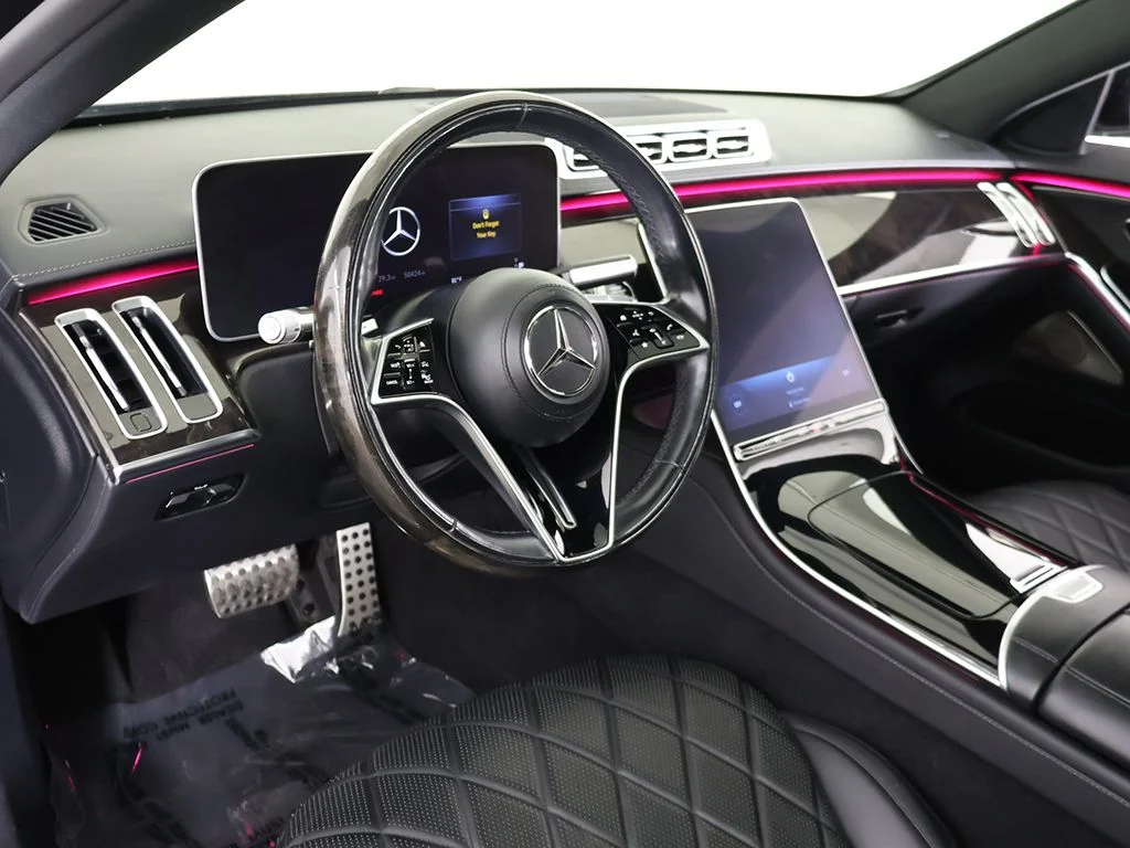 Used 2021 Black Mercedes-Benz S 580 image 31