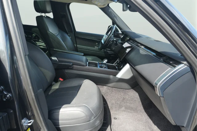 Used 2023 Gray Land Rover SE image 20