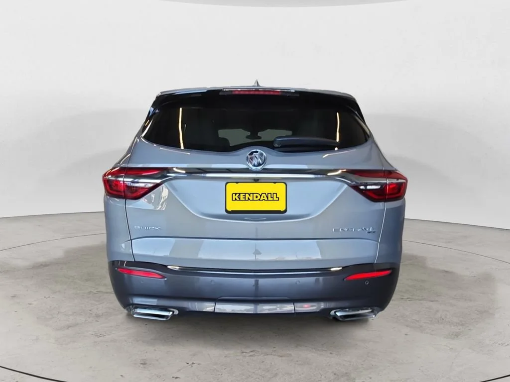 Used 2018 Includes Spectra Gray lower exterior accent color. Buick Premium image 10