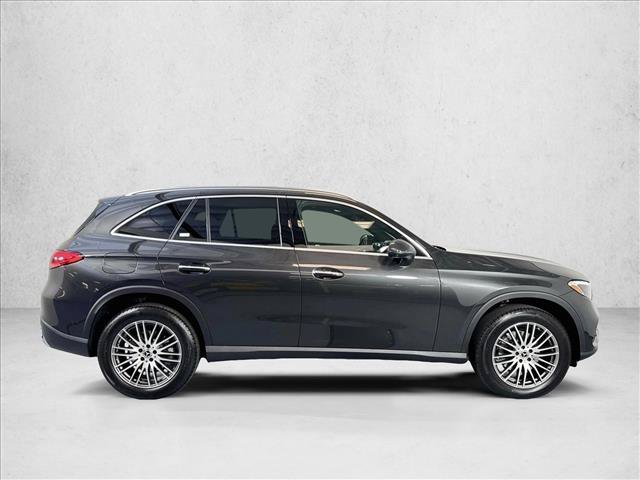 New 2027 Graphite Grey Metallic Mercedes-Benz GLC 300 image 34