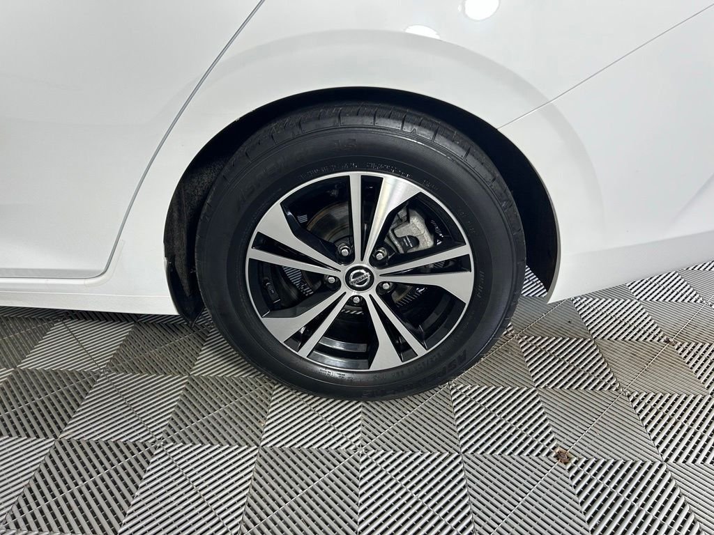 Used 2021 White Nissan SV image 20