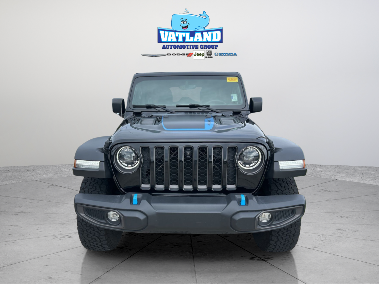 Used 2023 Black Jeep  image 21