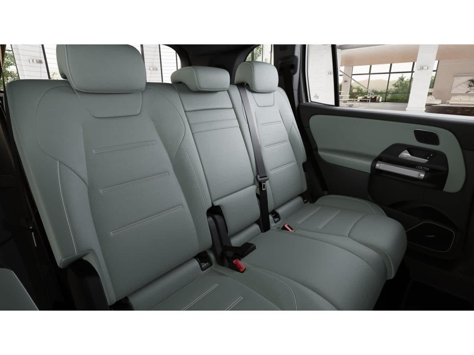 Used 2025 Mountain Grey Metallic Mercedes-Benz AMG® GLB 35 image 5