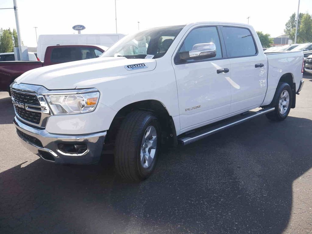 Used 2023 White Ram Big Horn/Lone Star image 4