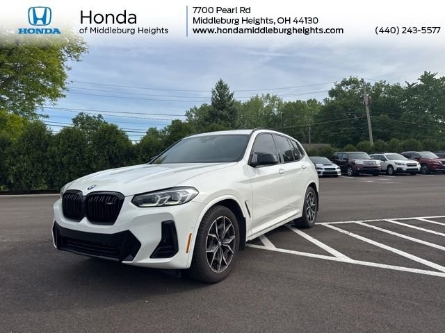 2022 BMW X3 M40i's photo