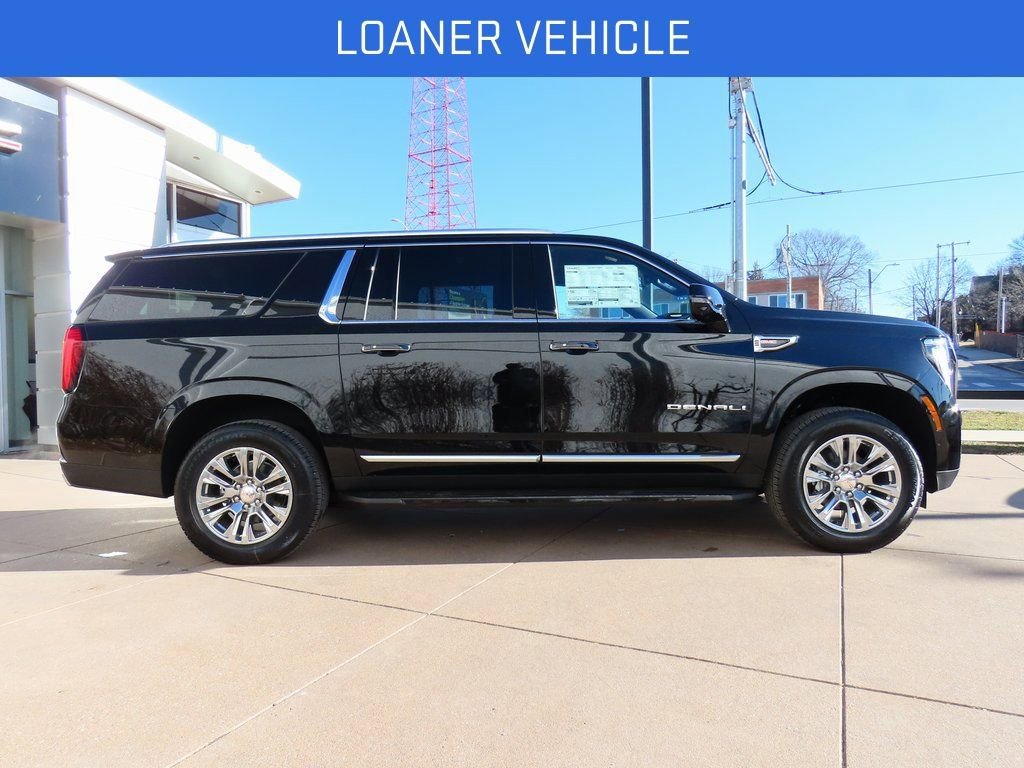 2026 GMC Yukon XL Denali - Photo 8