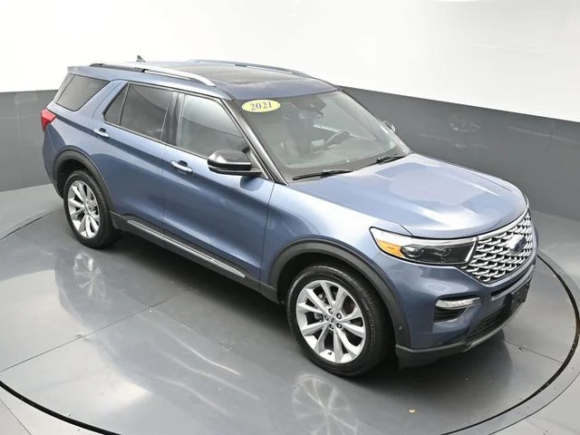 Used 2021 Blue Ford Platinum image 42