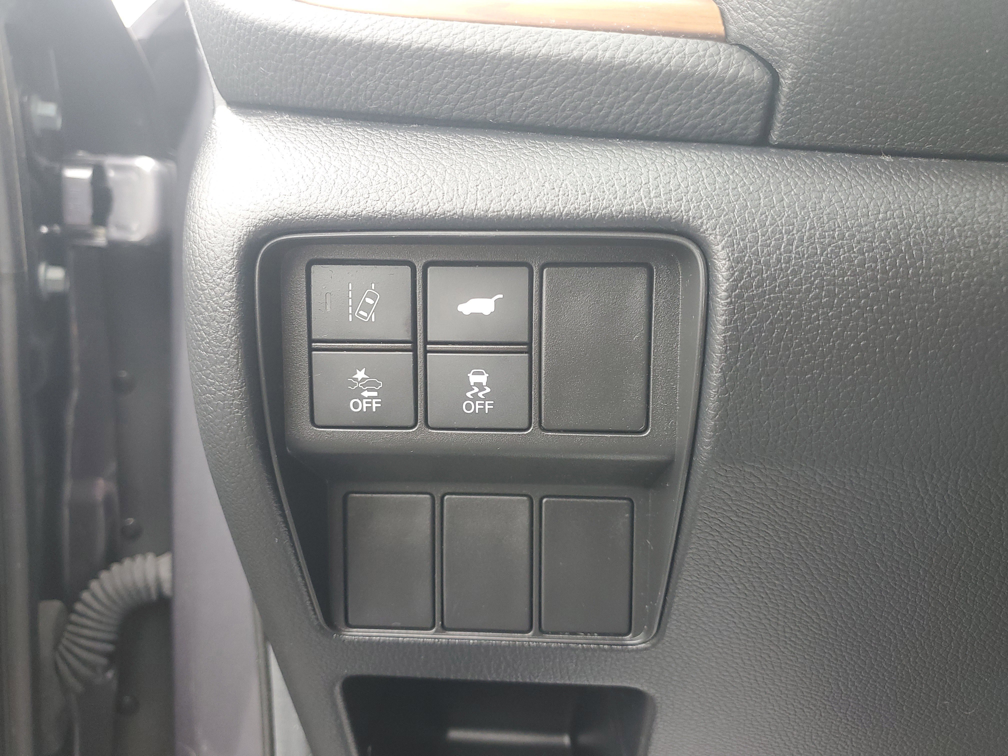 Used 2019 Gunmetal Metallic Honda Touring image 26