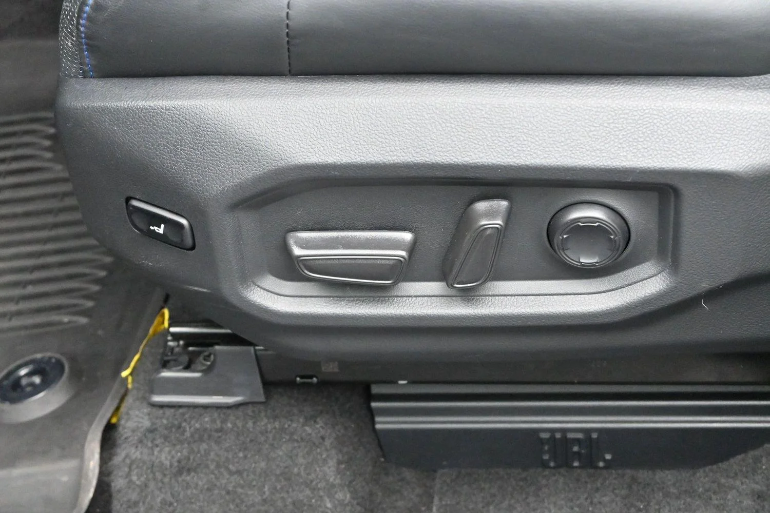 Used 2023 Magnetic Gray Metallic Toyota Platinum image 18