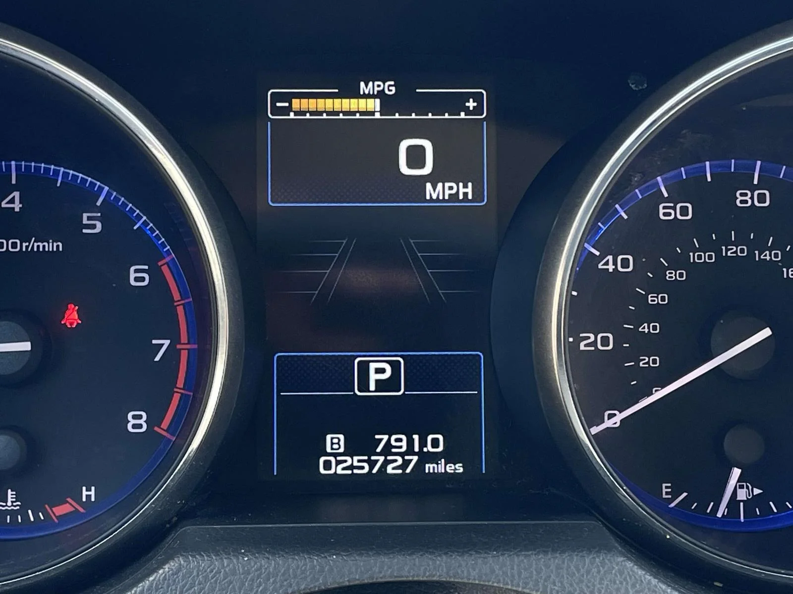 Used 2019 Tungsten Metallic Subaru Limited image 15