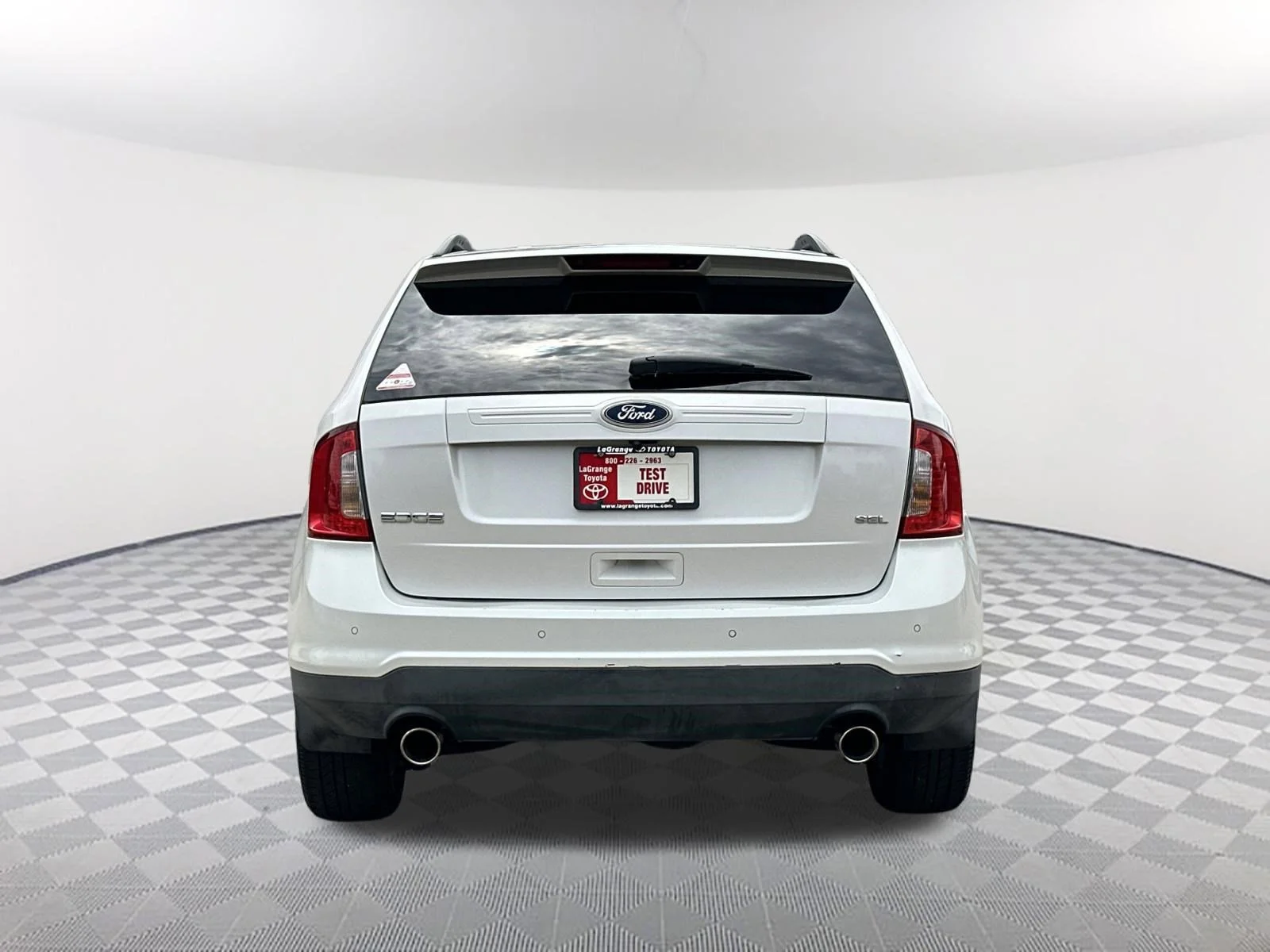 Used 2011 White Platinum Metallic Tri-Coat Ford SEL image 6