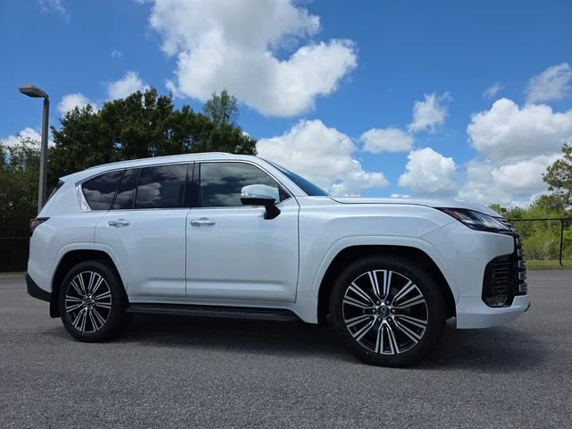 2026 LX