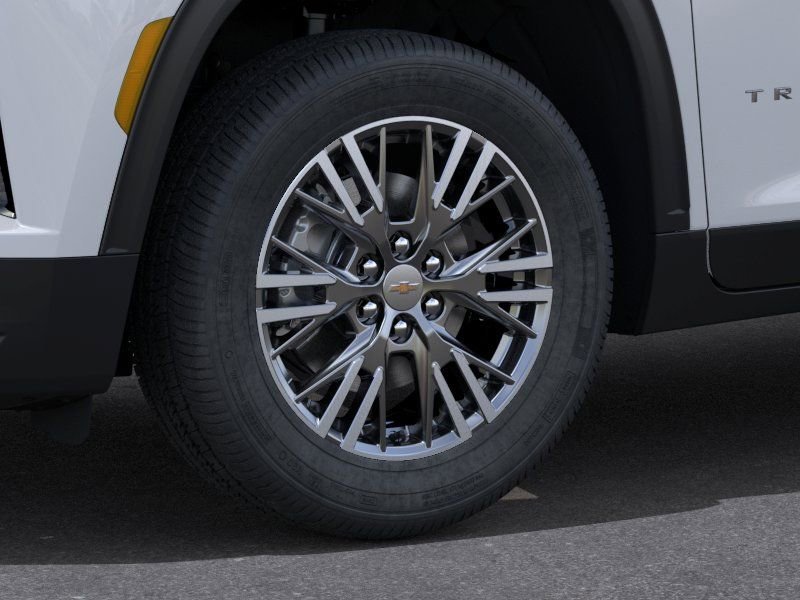 New 2026 Polar White Tricoat Chevrolet LT image 9