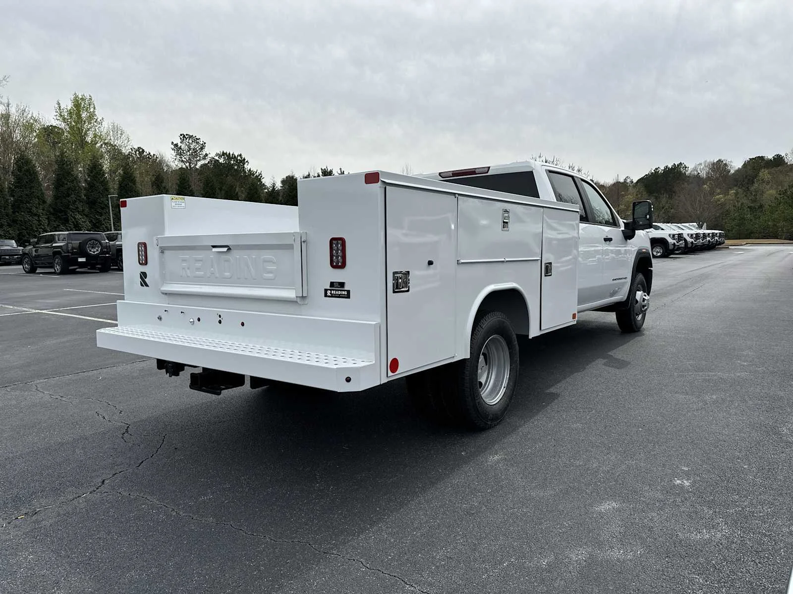 New 2025 Summit White GMC Pro image 7