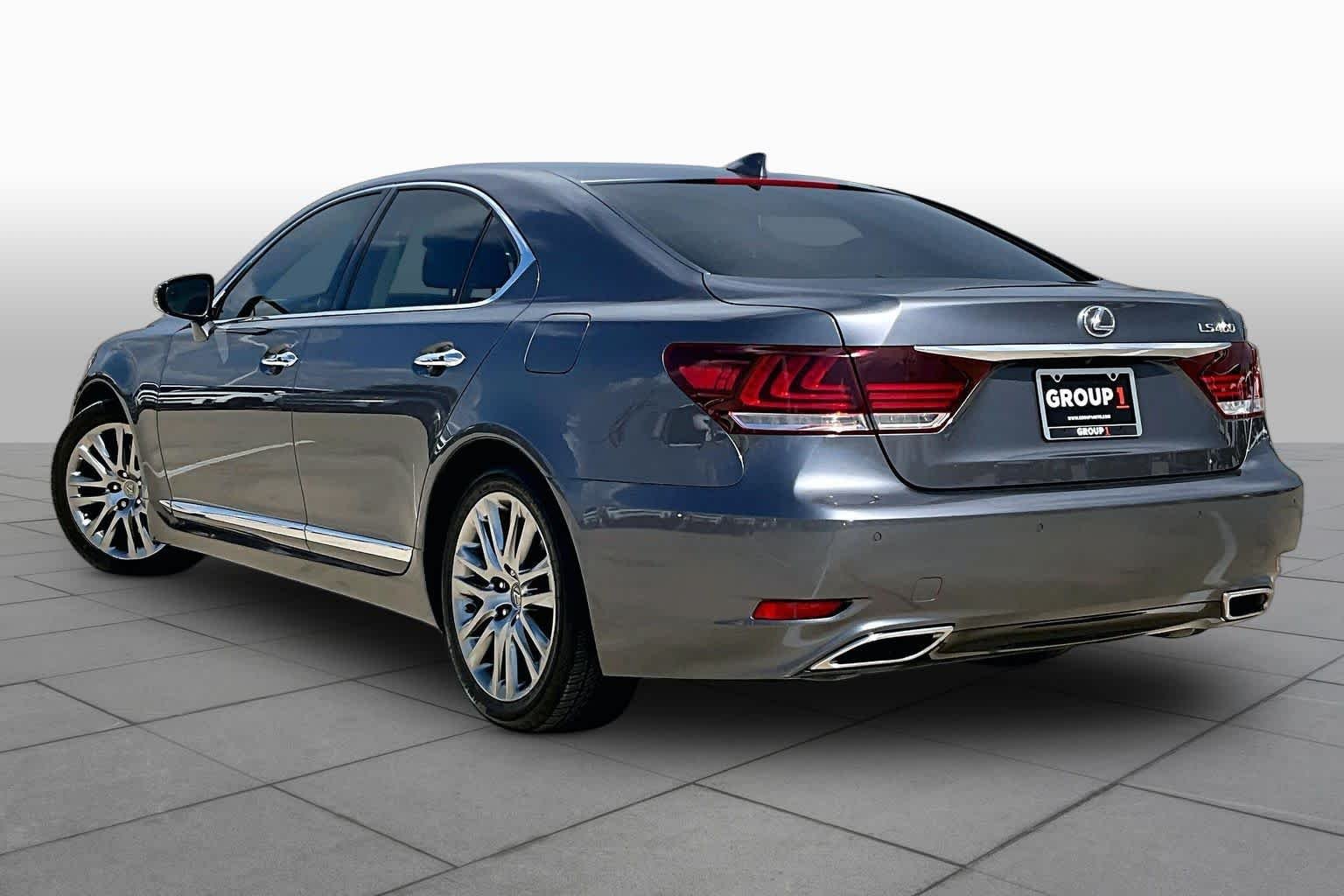 Used 2015 Nebula Gray Pearl Lexus  image 12