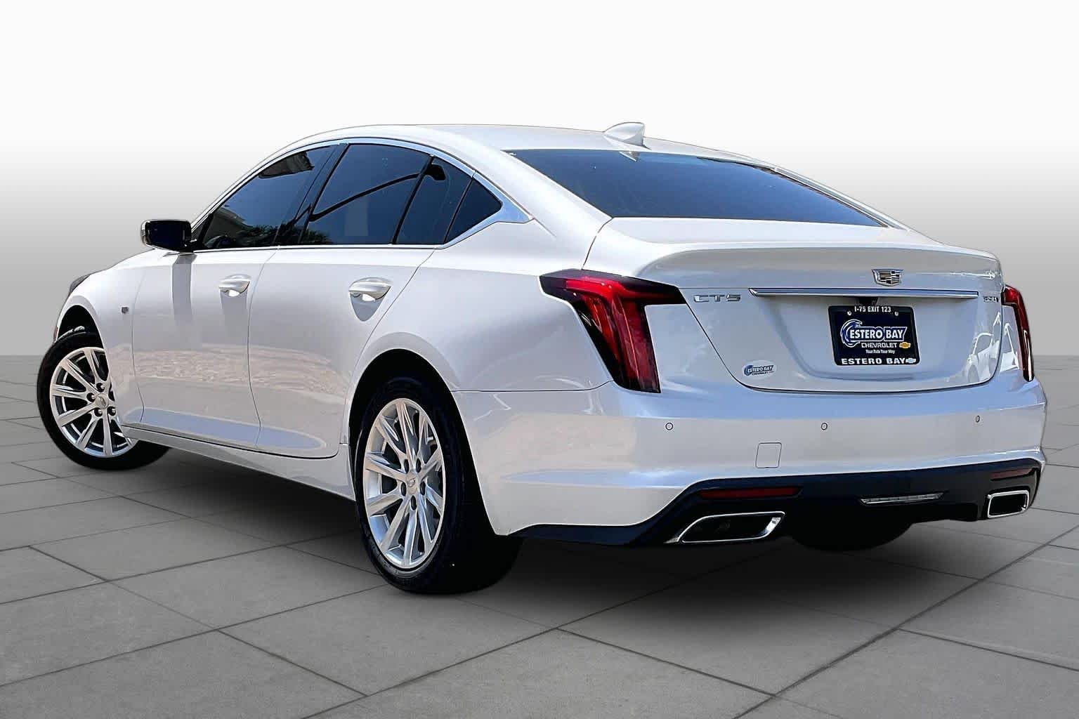 Used 2023 CRYSTAL WHITE TRICOAT Cadillac Luxury image 23