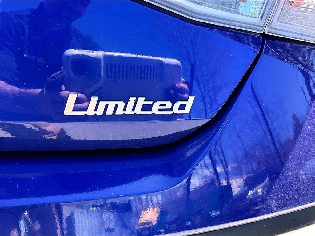 Used 2024 Intense Blue Hyundai Limited image 28