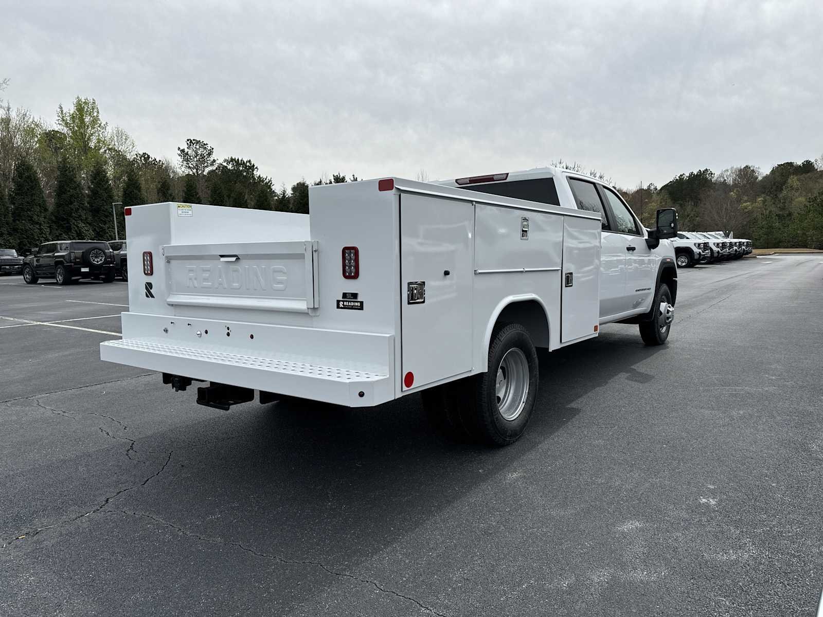 2025 GMC Sierra 3500HD Pro - Photo 7