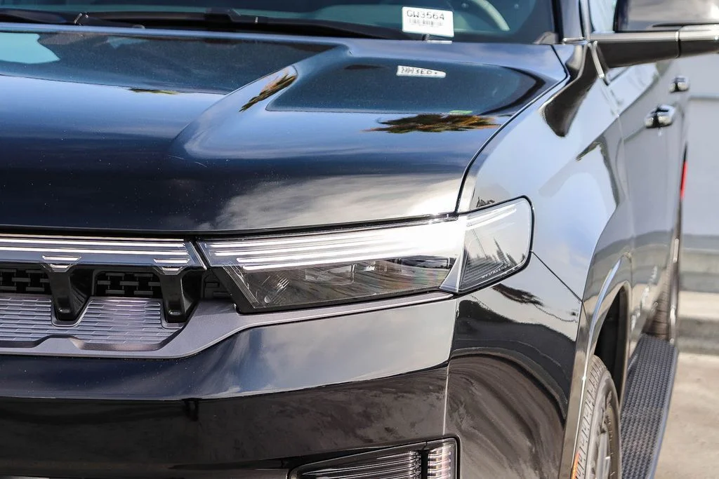 New 2026 Black Jeep Limited Altitude image 5