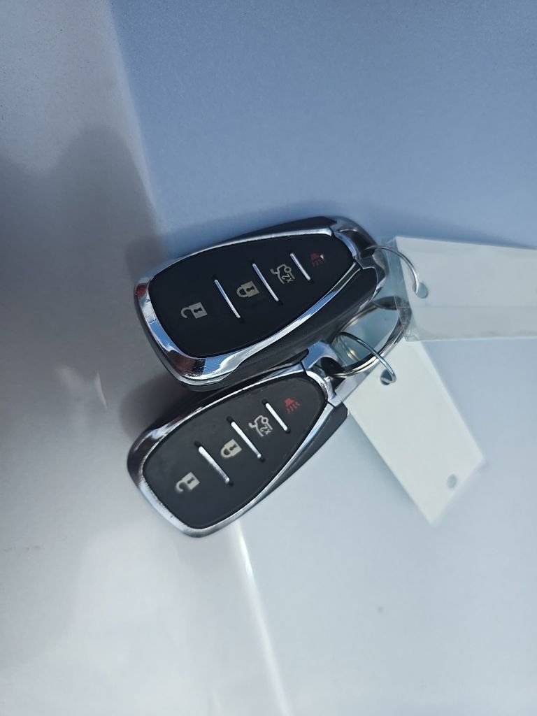Used 2019 Silver Chevrolet LS image 7