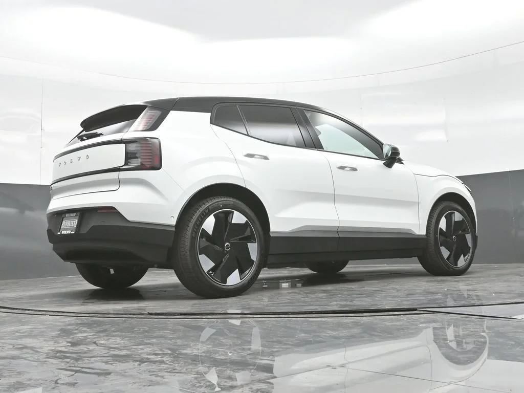 New 2026 White Volvo Twin Motor Performance Ultra image 24