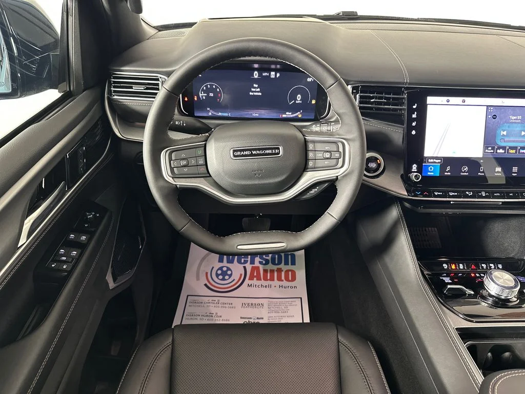 New 2026 Steel Blue Exterior Paint Jeep Limited Reserve image 26