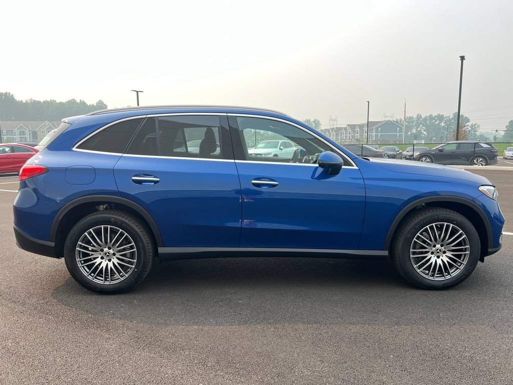 New 2026 Starling Blue Metallic Mercedes-Benz GLC 300 image 45