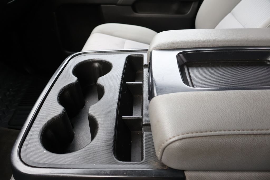 Used 2018 BLACK Chevrolet Custom image 29