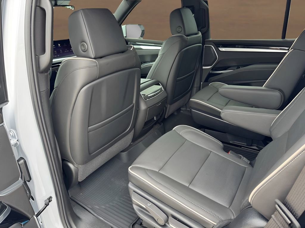 New 2026 Vibrant White Tricoat Cadillac Sport image 18