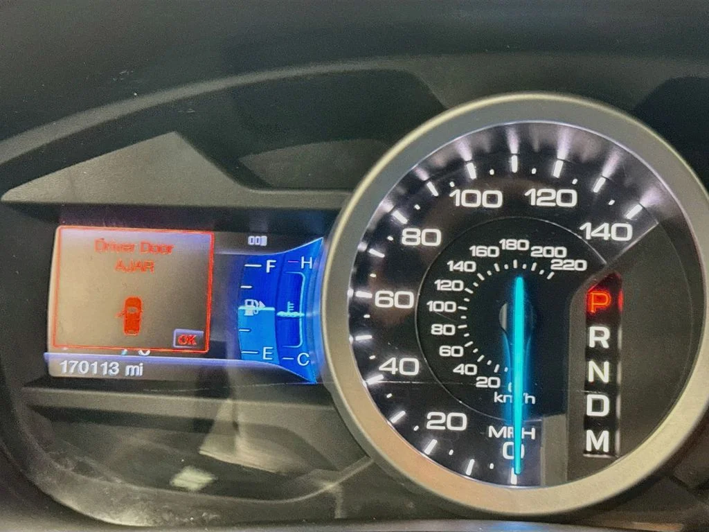 Used 2013 Ingot Silver Ford XLT image 15