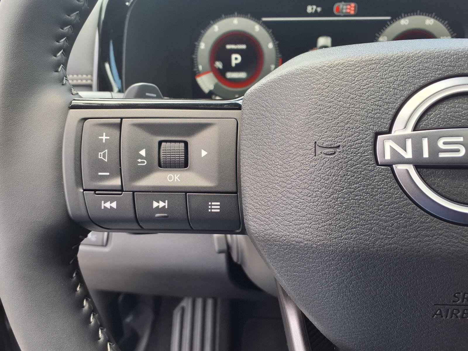 2026 Nissan Pathfinder Platinum Green at Robbins Nissan
