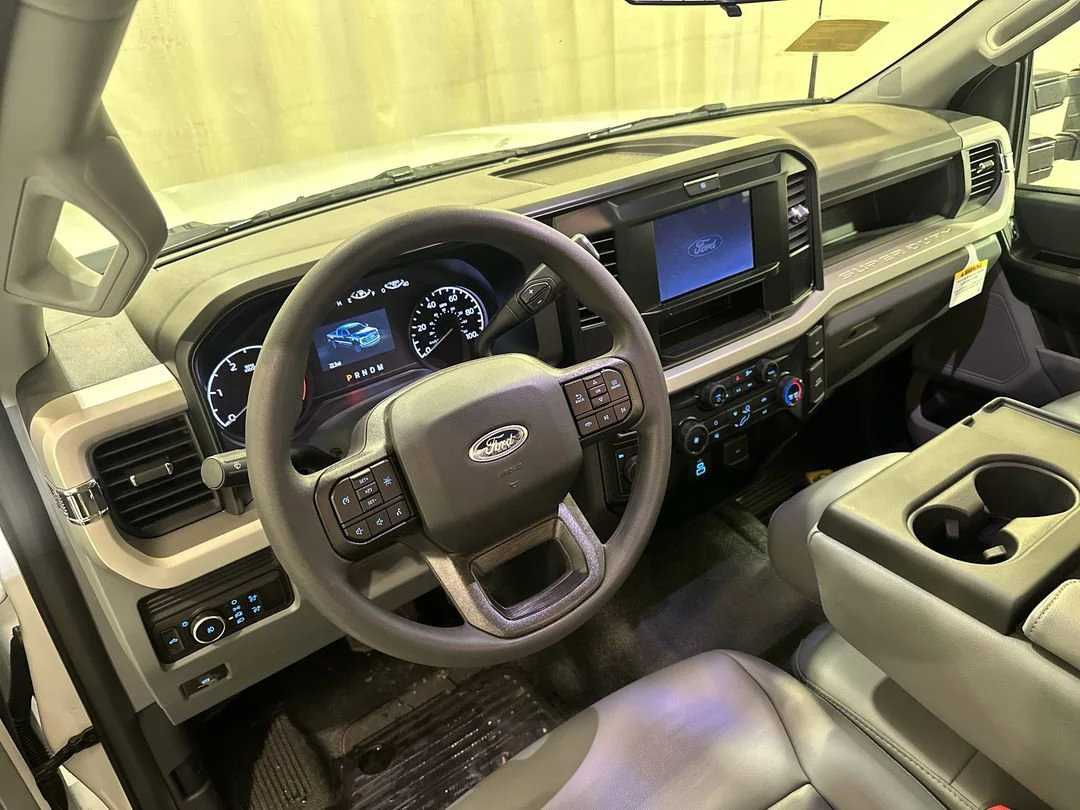 New 2025 Oxford White Ford F-550® XL image 12