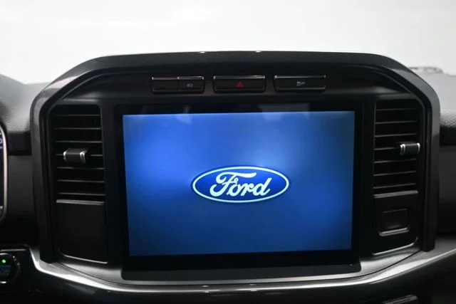 Certified Used 2022 White Metallic Ford XLT image 10