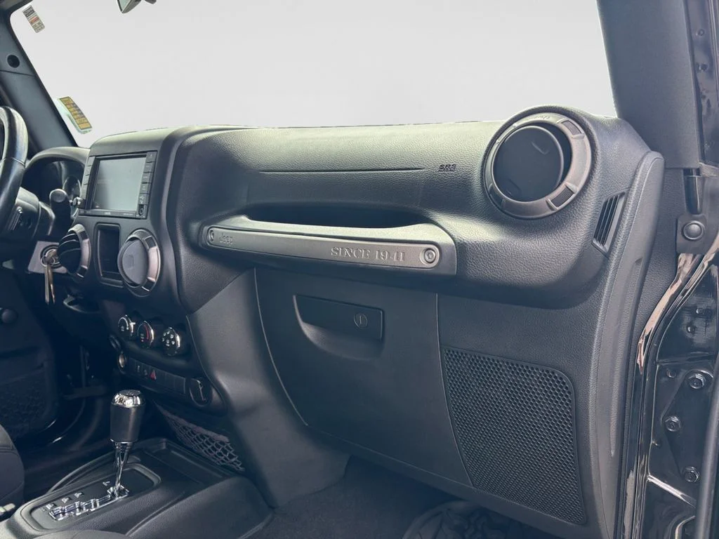 Used 2018 Black Jeep Unlimited Sport image 40