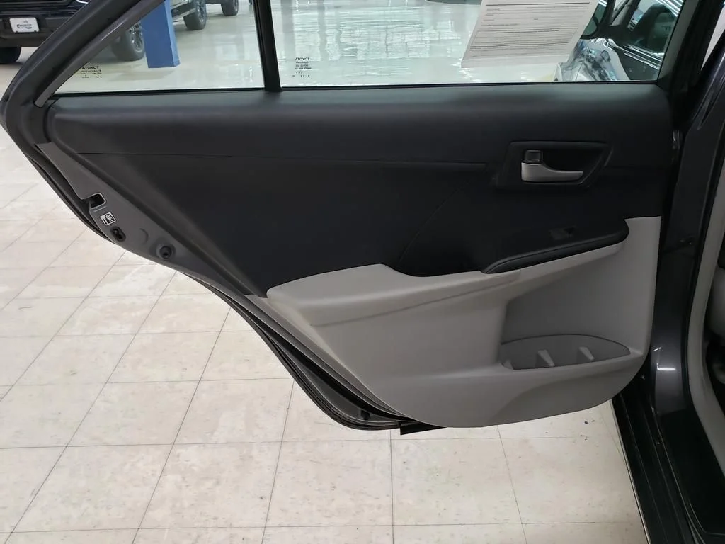 Used 2013 Magnetic Gray Metallic Toyota LE image 12