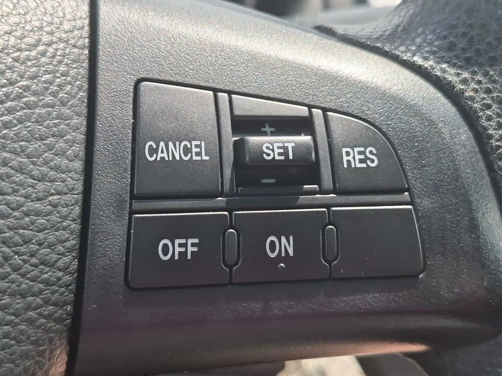 Used 2011 Ebony Black Mazda i Sport image 25